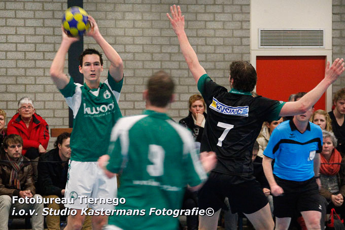 STE 02-03 KORFBAL2