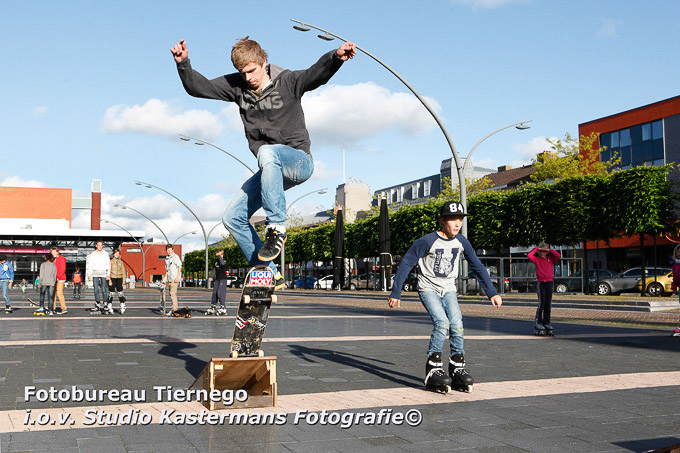 STE 130514 SKATEPROTEST